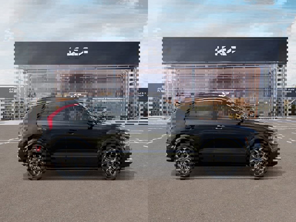 New 2025 Kia Niro SX Touring image 7