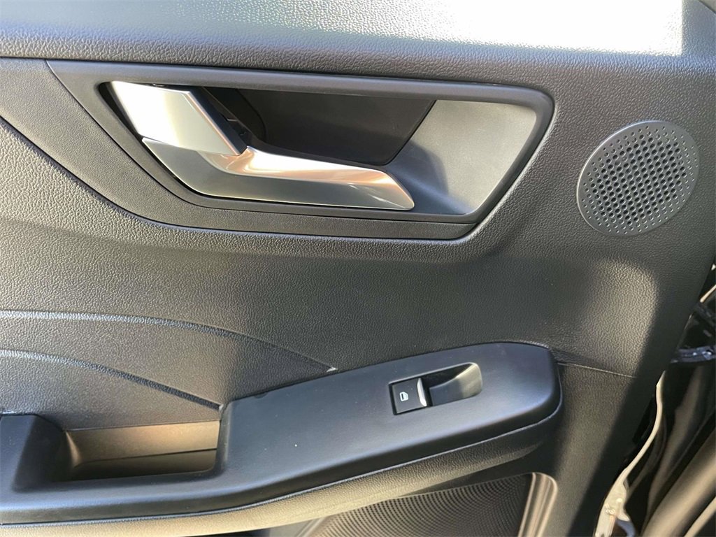 New 2026 Ford Escape ST-Line Select image 15