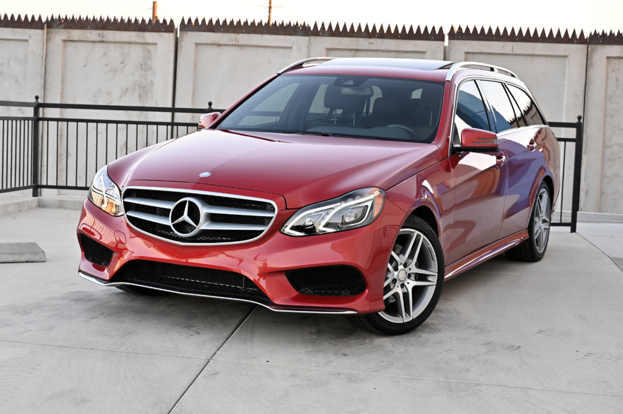 Used 2014 Mercedes-Benz E 350 4MATIC Wagon image 3