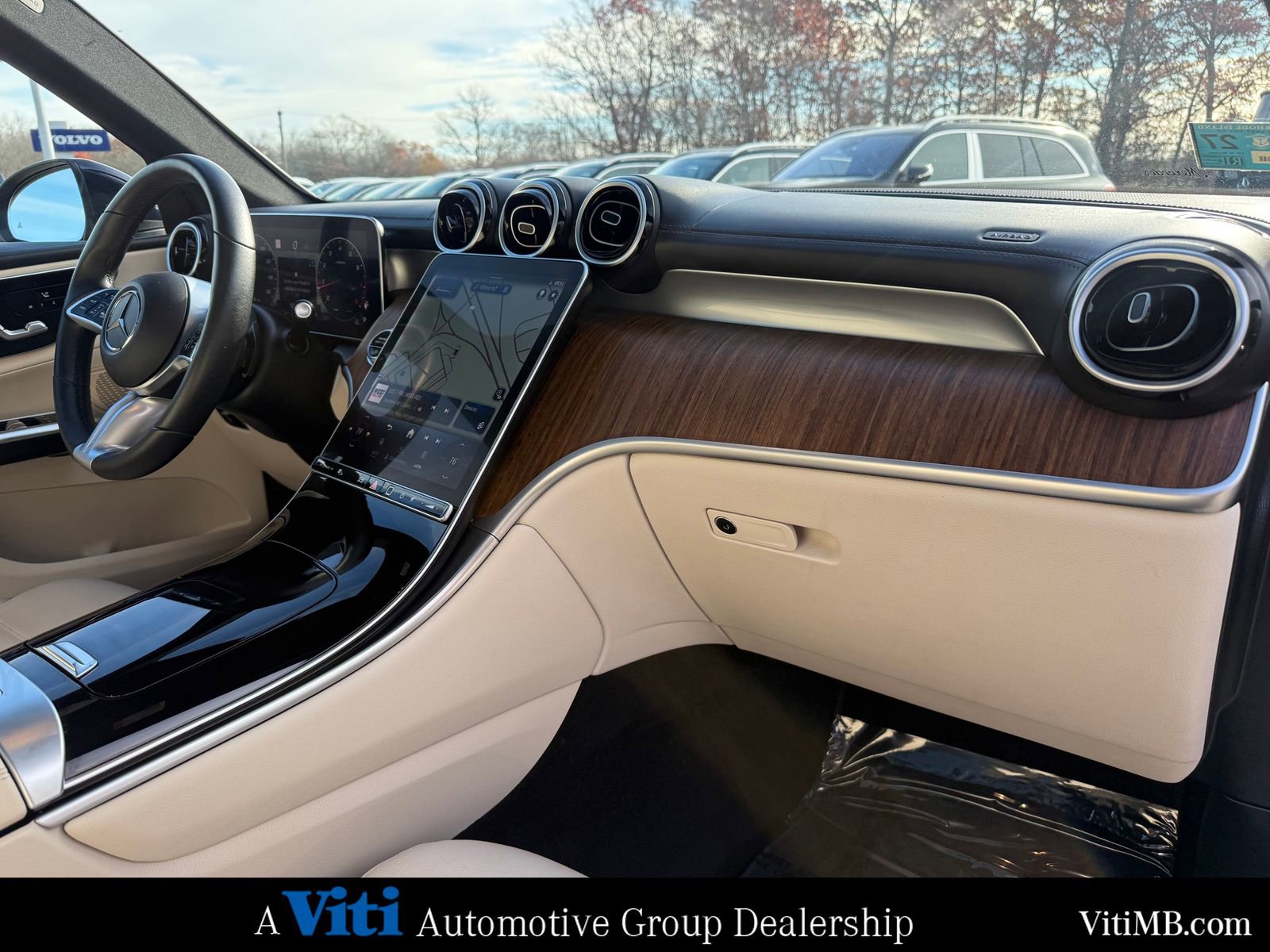 Certified 2024 Mercedes-Benz GLC 300 4MATIC image 30