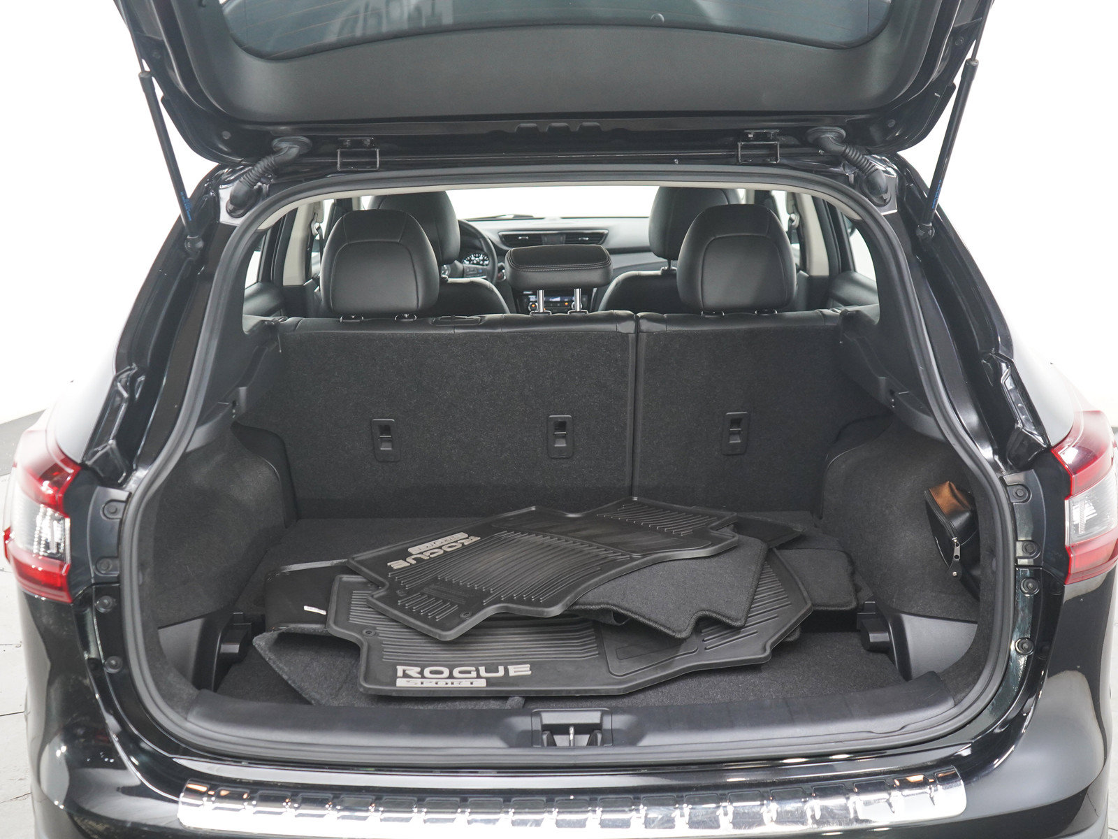 Used 2020 Nissan Rogue Sport SL w/ Premium Package AWD/4WD image 16