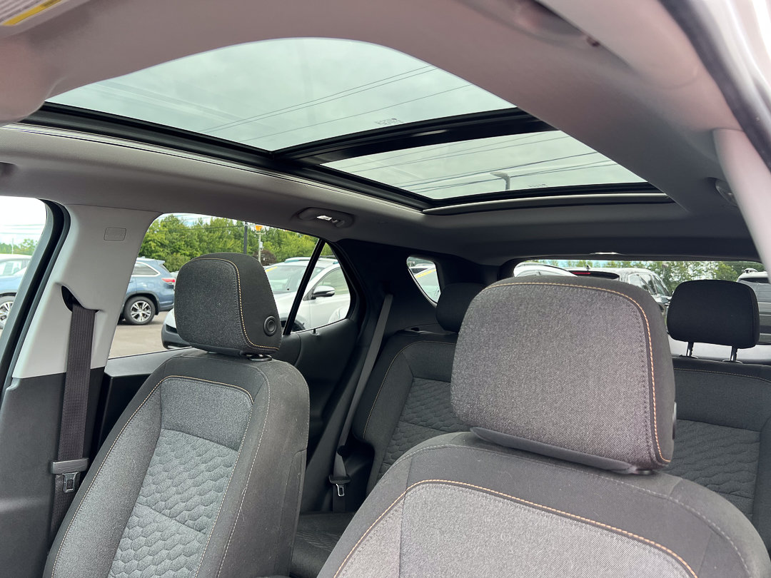 Used 2021 Chevrolet Equinox LT AWD/4WD image 29