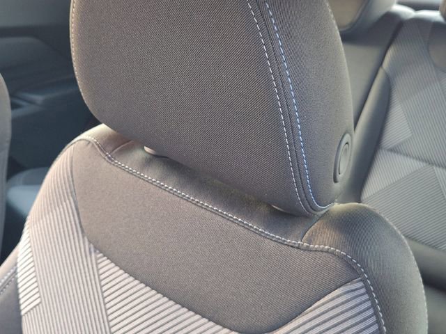 New 2027 Chevrolet Bolt LT w/ Comfort Package image 30