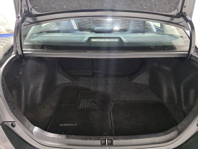 Used 2019 Toyota Corolla LE image 37