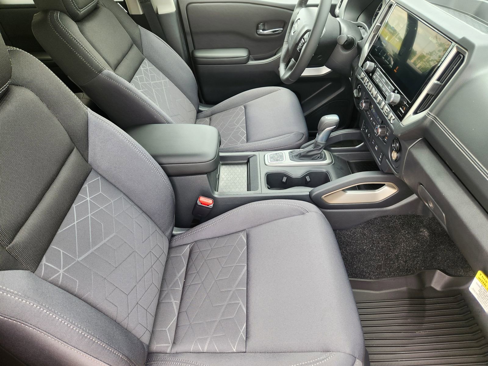 New 2026 Nissan Frontier SV AWD/4WD image 13