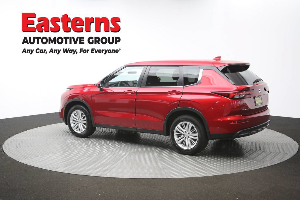 Used 2024 Mitsubishi Outlander ES AWD/4WD image 62