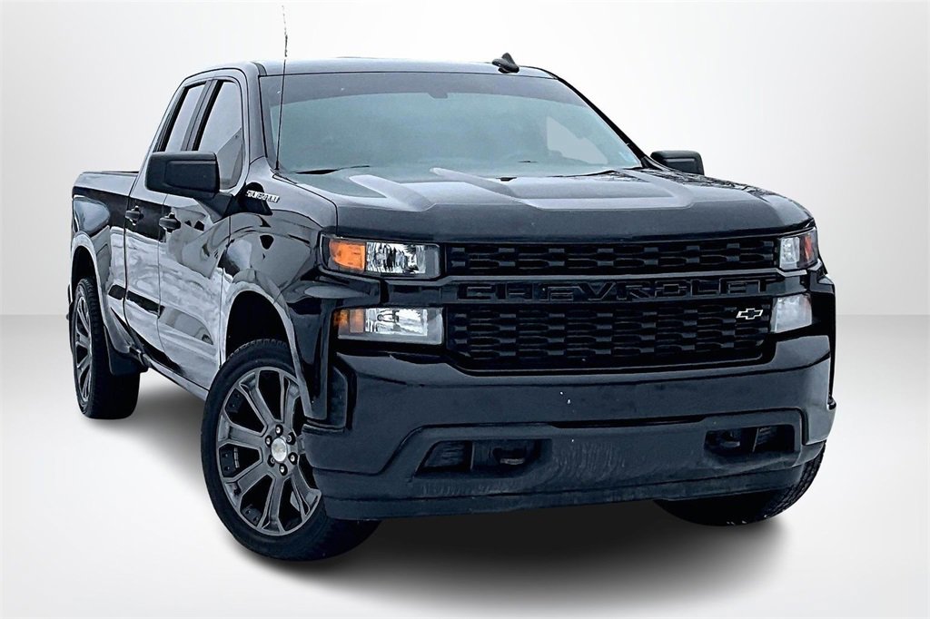 Used 2019 Chevrolet Silverado 1500 Custom image 3