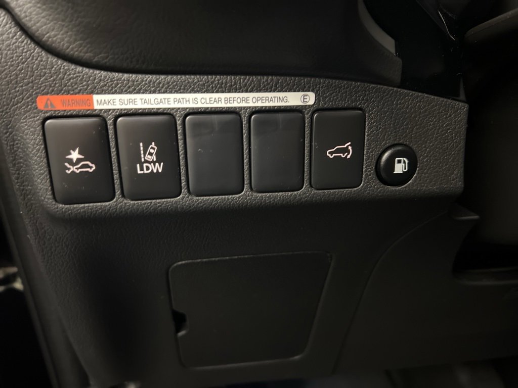 Used 2021 Mitsubishi Outlander SEL image 25
