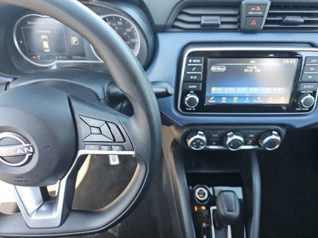 Used 2025 Nissan Versa SV image 14