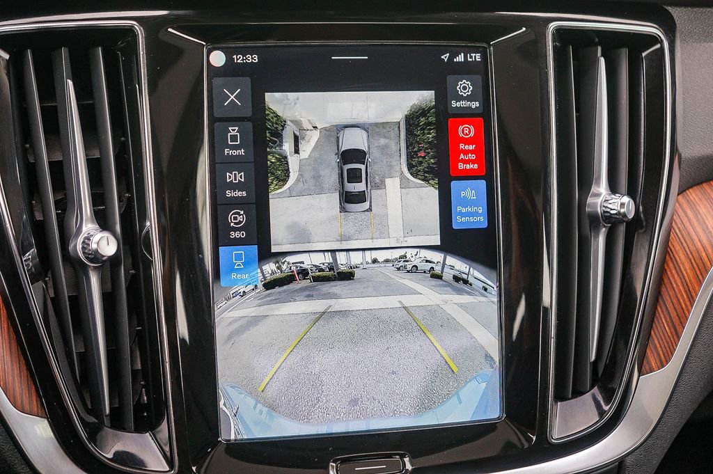 Used 2024 Volvo S60 B5 Plus image 22