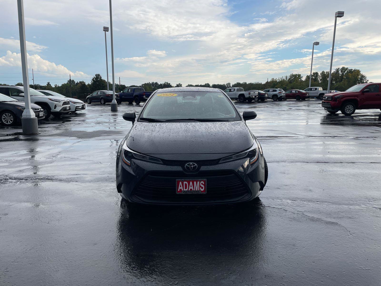 Used 2024 Toyota Corolla LE video 2