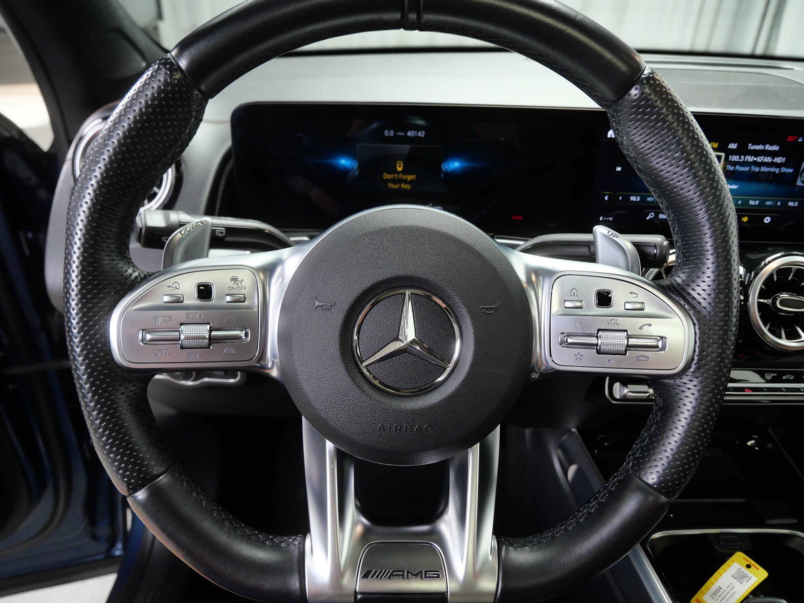 Certified 2022 Mercedes-Benz GLB 35 AMG 4MATIC image 24
