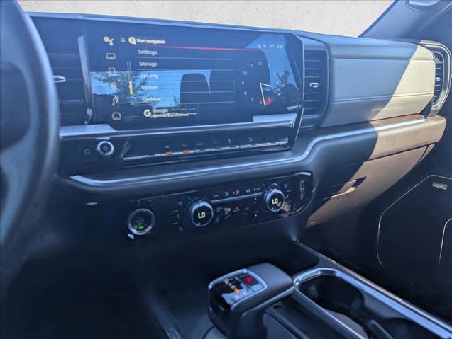 Used 2022 GMC Sierra 1500 SLT w/ SLT Convenience Package image 18