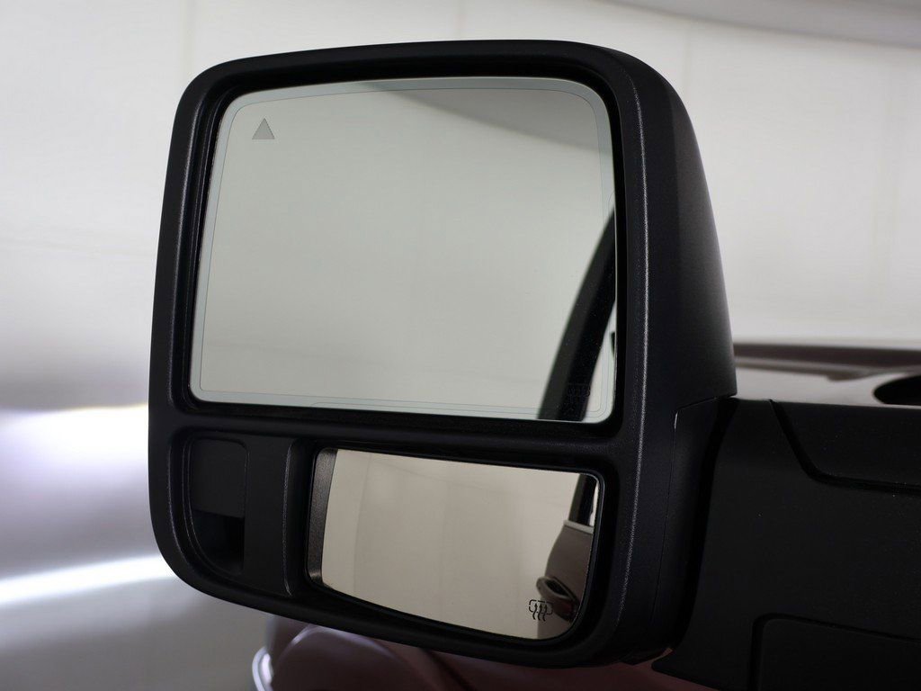 Used 2024 RAM 3500 Limited image 34