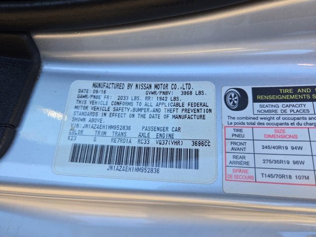 Used 2017 Nissan 370Z w/ Sport Package image 40