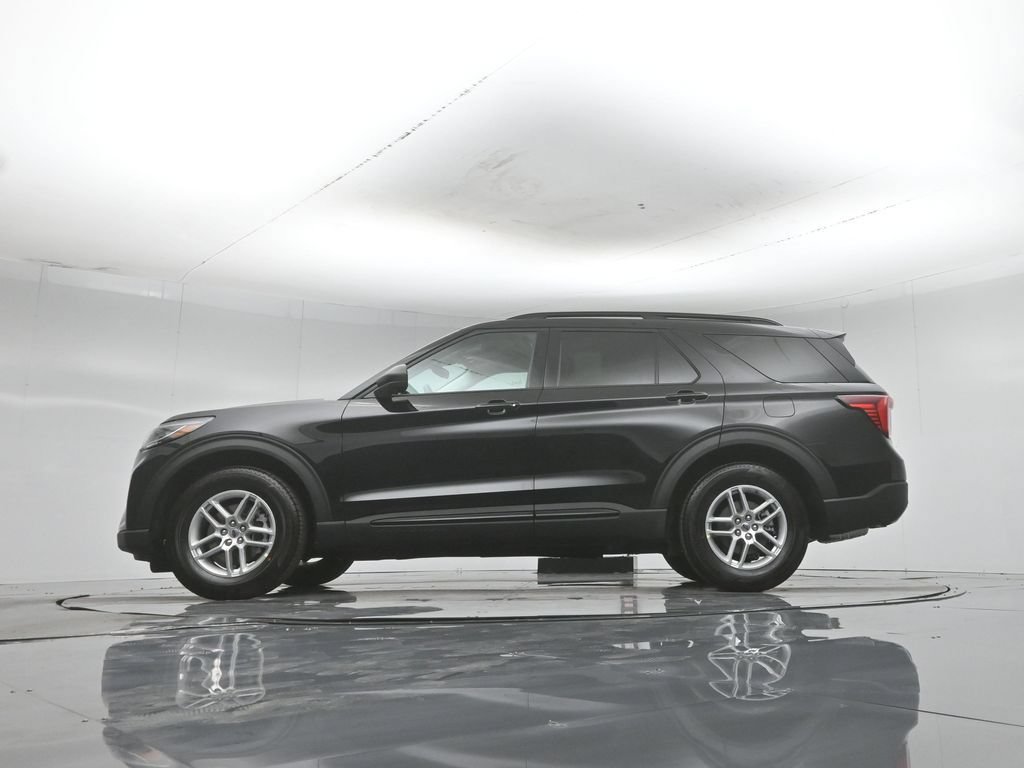 New 2026 Ford Explorer Active w/ Active Comfort Package RWD image 7