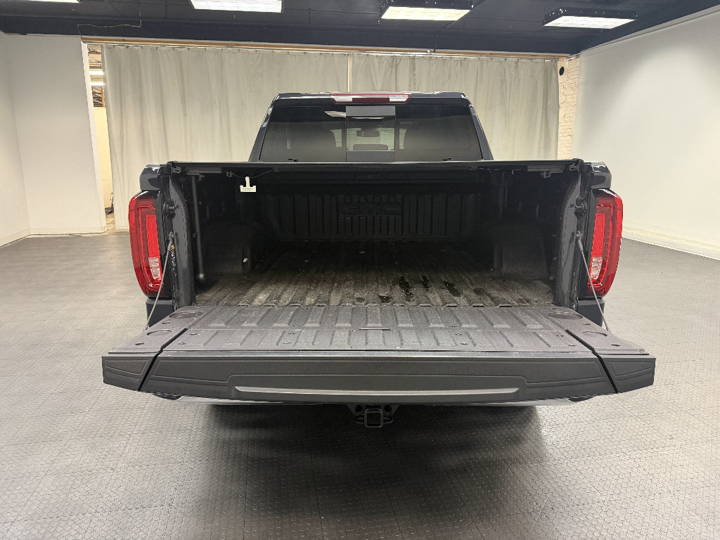 Used 2025 GMC Sierra 1500 SLT w/ SLT Premium Package AWD/4WD image 4