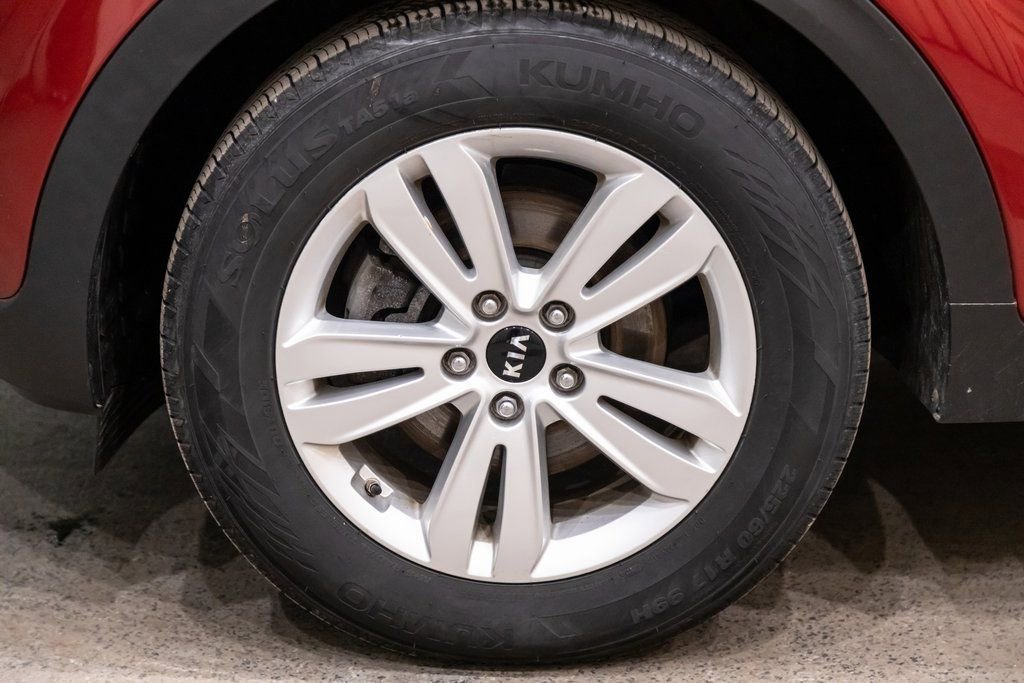Used 2019 Kia Sportage LX image 7