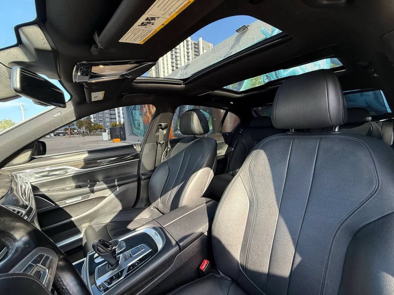 Used 2017 BMW 740i xDrive AWD/4WD image 3