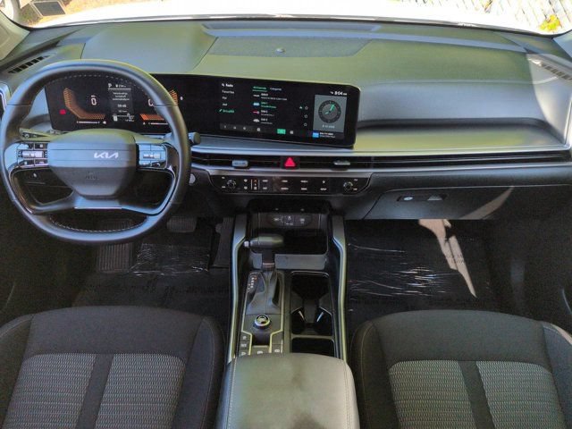 Used 2026 Kia Sorento LX FWD image 14