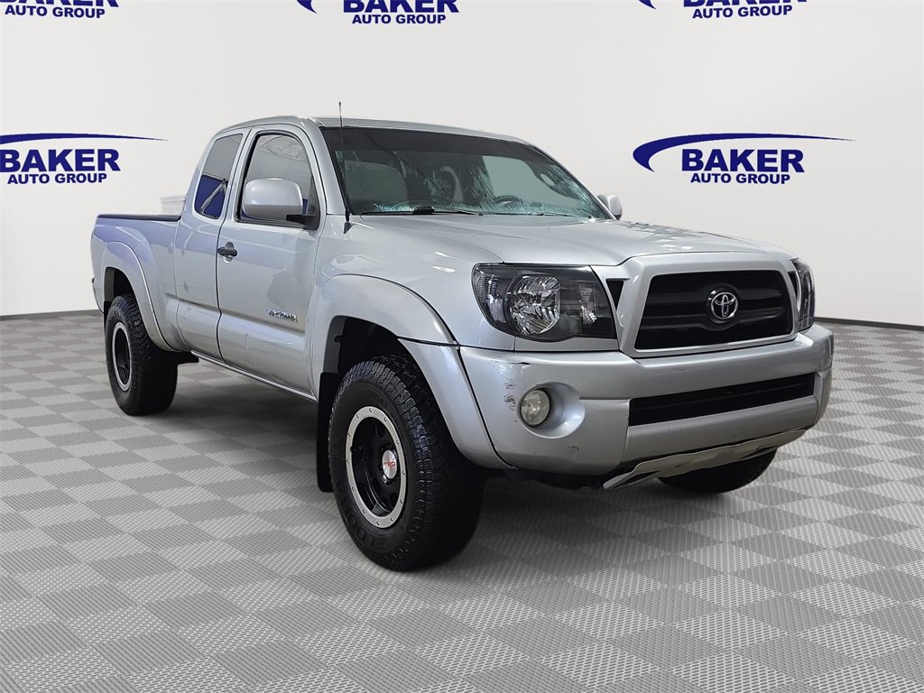 Used 2005 Toyota Tacoma 4x4 Access Cab image 3