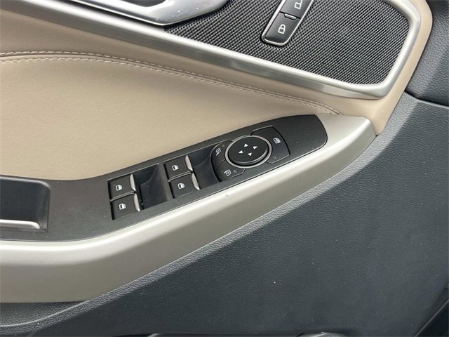 Certified 2023 Ford Explorer XLT image 28