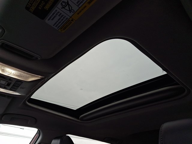 Used 2022 Toyota RAV4 XLE Premium image 13