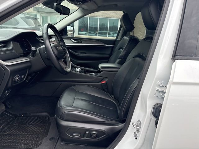 Used 2022 Jeep Grand Cherokee L Limited image 27