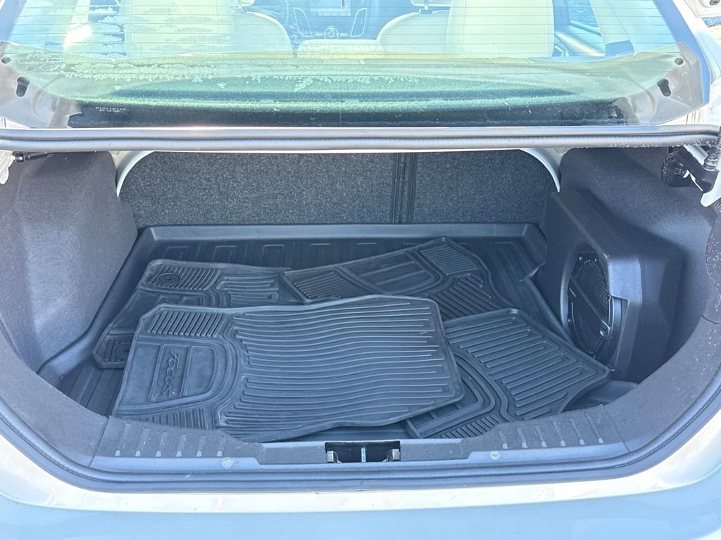 Used 2016 Ford Focus Titanium w/ Titanium Cold Weather Package image 7