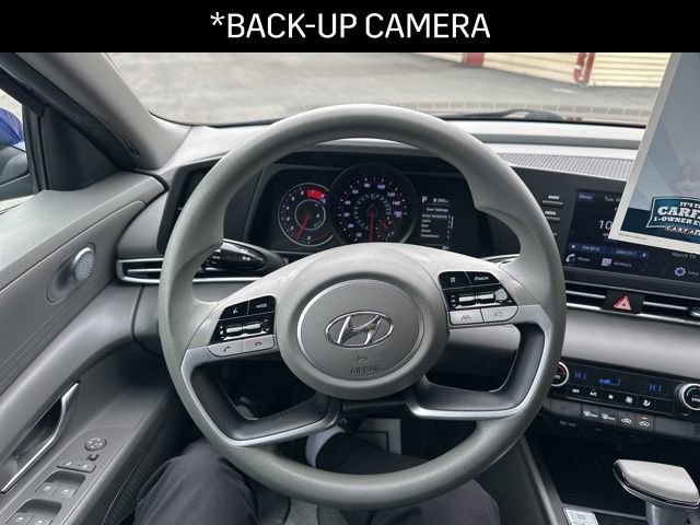 Used 2023 Hyundai Elantra SEL w/ Cargo Package FWD image 3