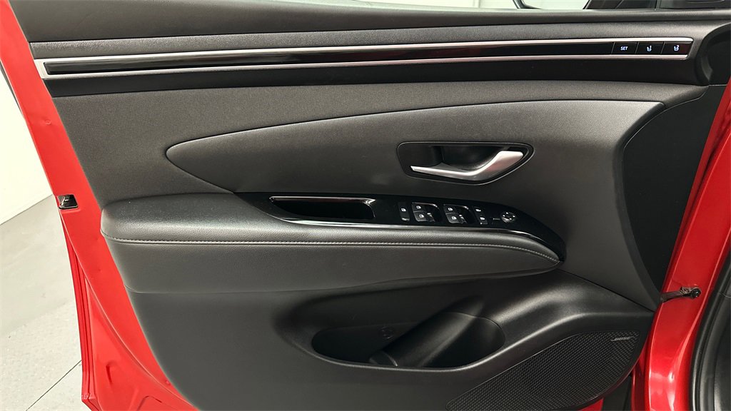 Used 2023 Hyundai Tucson Limited image 19