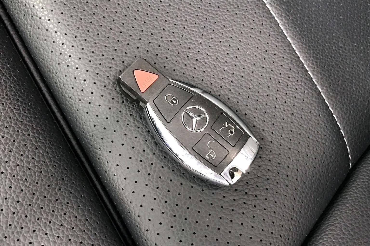 Used 2017 Mercedes-Benz C 300 Sedan image 12