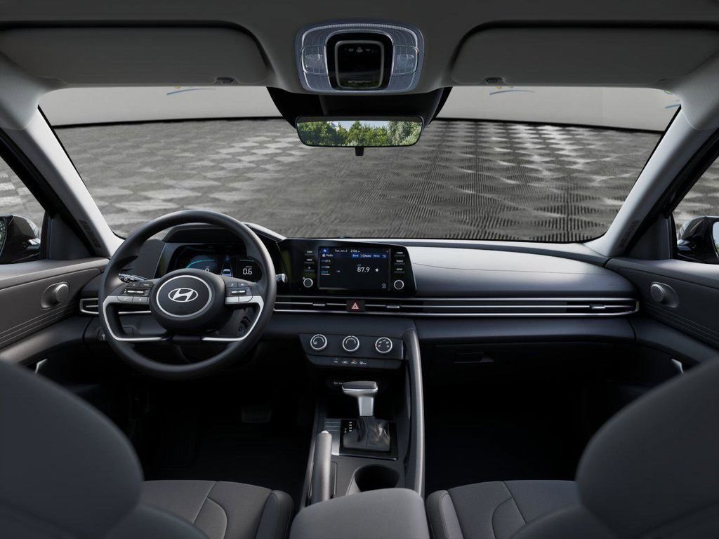 New 2026 Hyundai Elantra SE FWD image 11