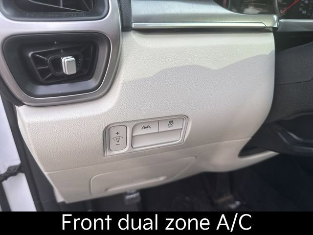 Certified 2023 Kia Sorento S w/ Panoramic Sunroof Package FWD image 13