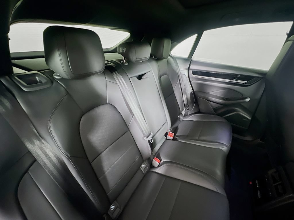 New 2026 Porsche Macan 4 Electric AWD/4WD image 29