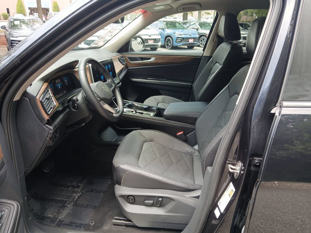 Used 2024 Volkswagen Atlas SE w/ Panoramic Sunroof Package AWD/4WD image 20