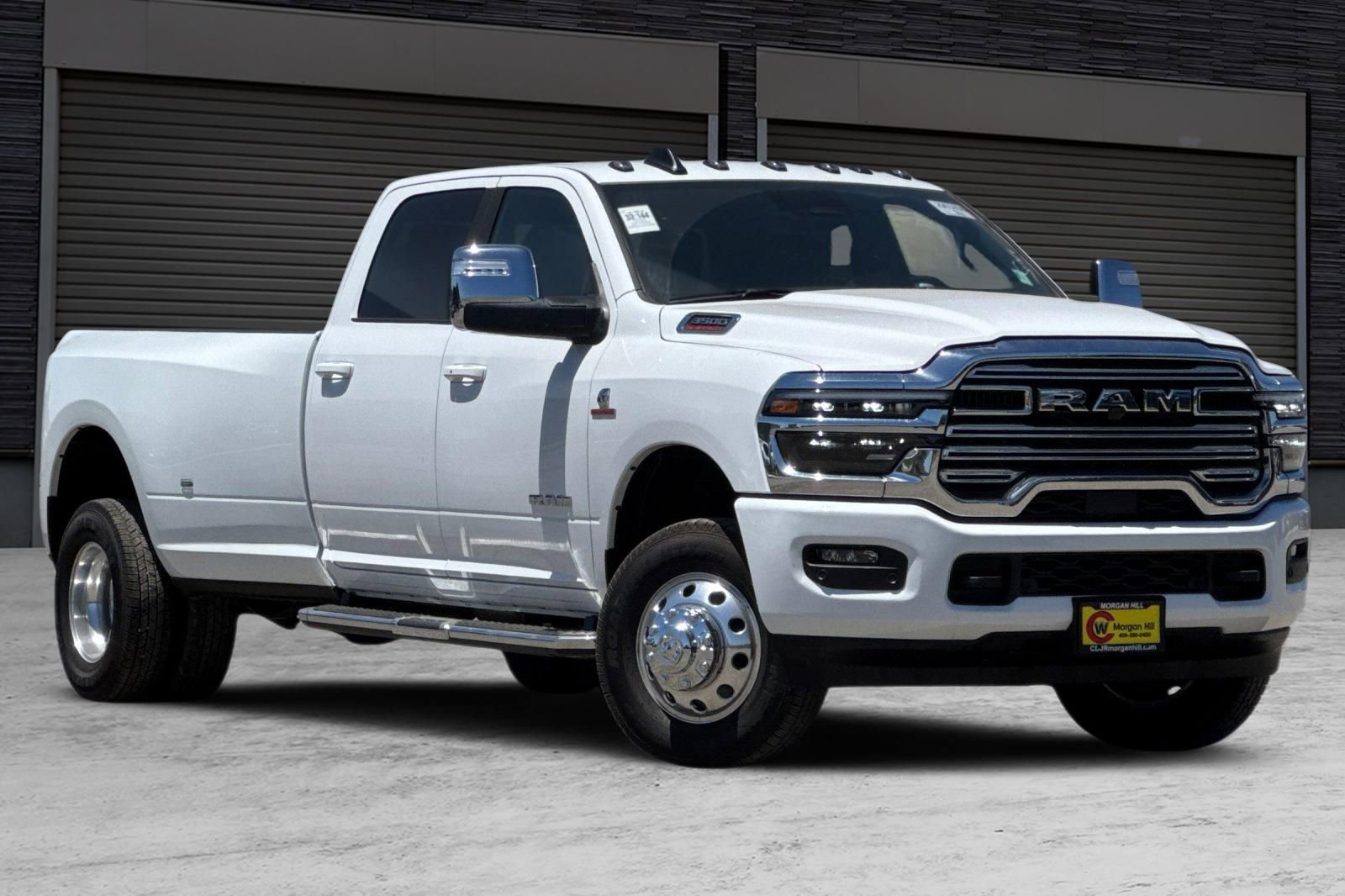 Used 2025 RAM 3500 Laramie AWD/4WD image 2