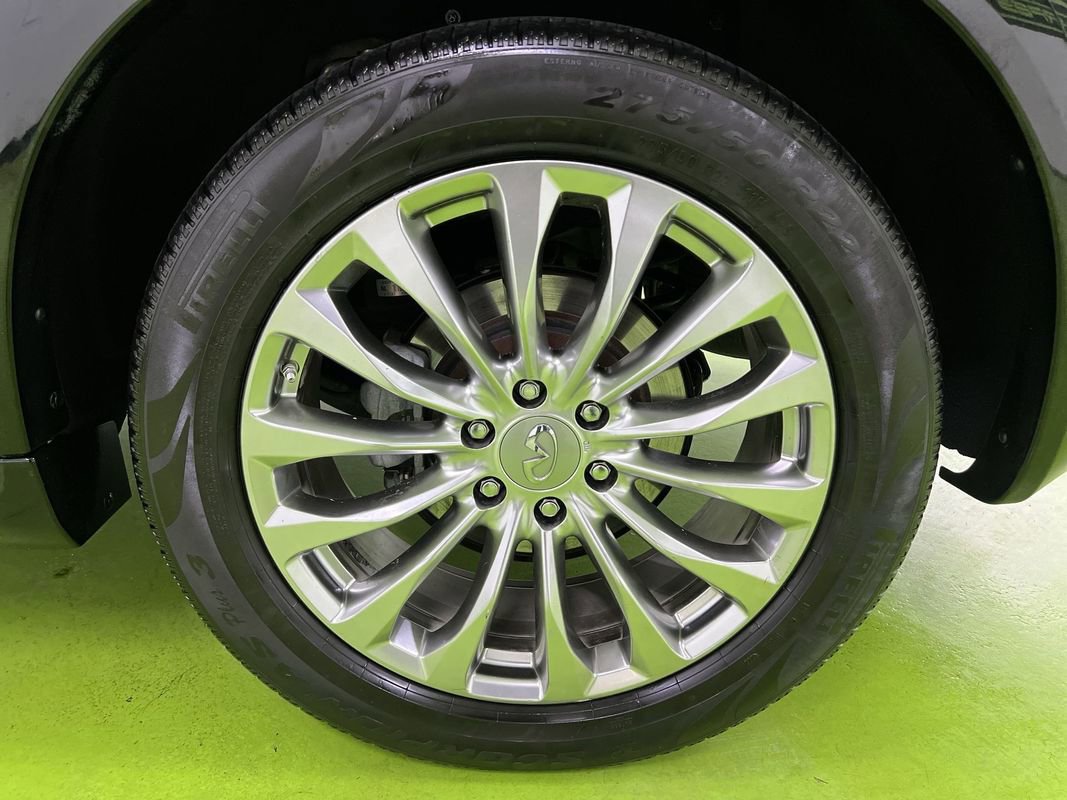 Used 2015 INFINITI QX80 2WD w/ Deluxe Technology Package image 15