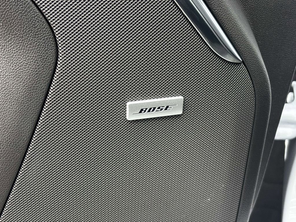 New 2026 GMC Yukon XL Denali w/ Denali Reserve Package image 13