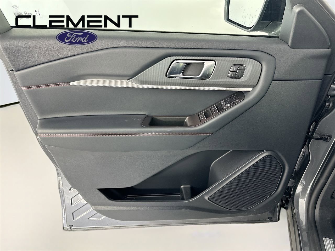 New 2025 Ford Explorer ST-Line w/ Premium Package image 26