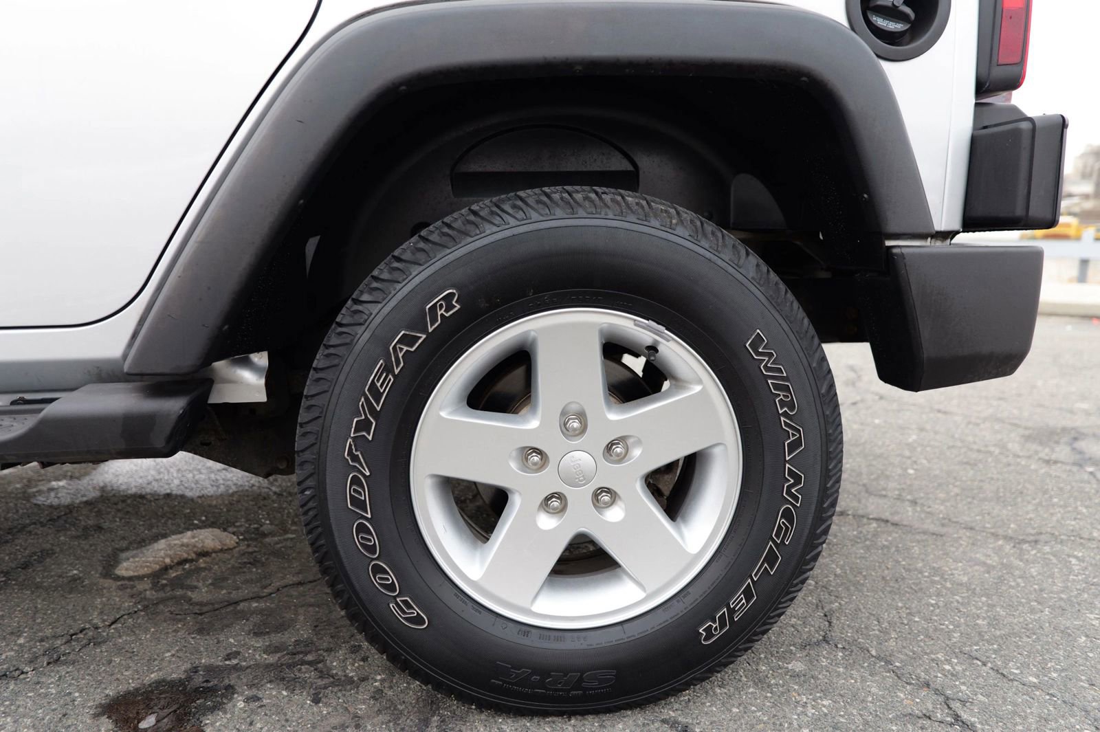 Used 2011 Jeep Wrangler Unlimited Sport AWD/4WD image 15