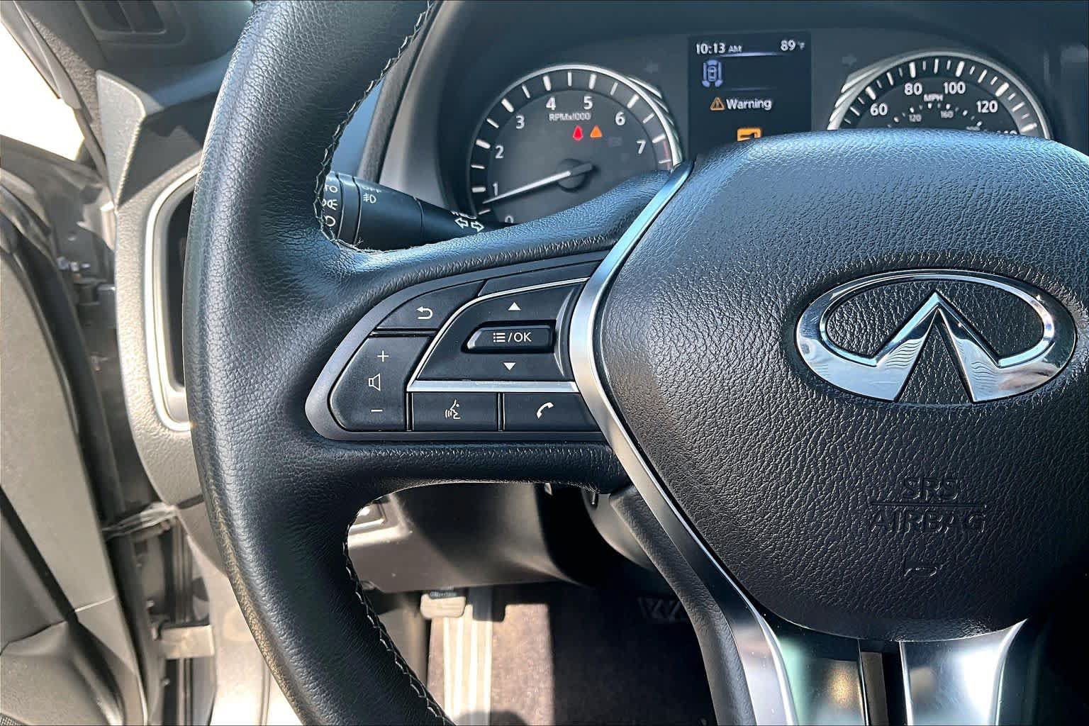 Used 2022 INFINITI Q60 3.0t Luxe w/ Essential Package RWD image 17