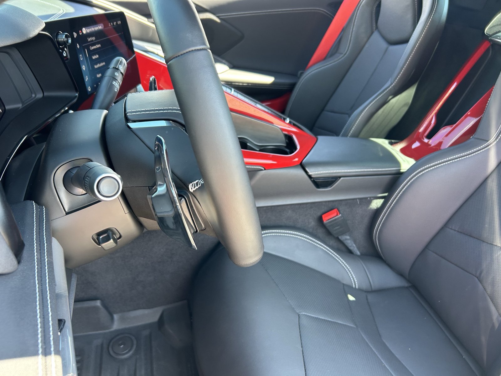 Used 2025 Chevrolet Corvette Z06 w/ Battery Protection Package RWD image 16