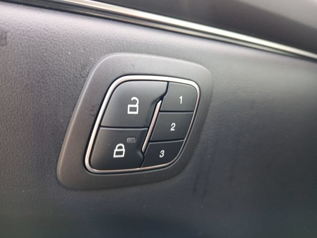 Used 2021 Ford Mustang Mach-E Premium AWD/4WD image 33