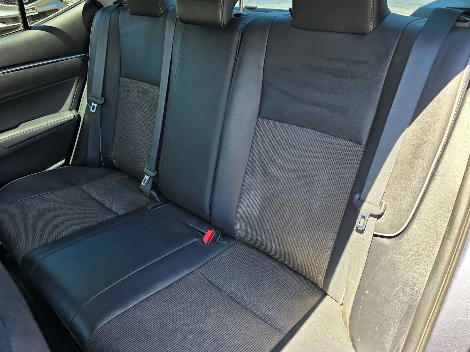 Used 2014 Toyota Corolla S FWD image 17