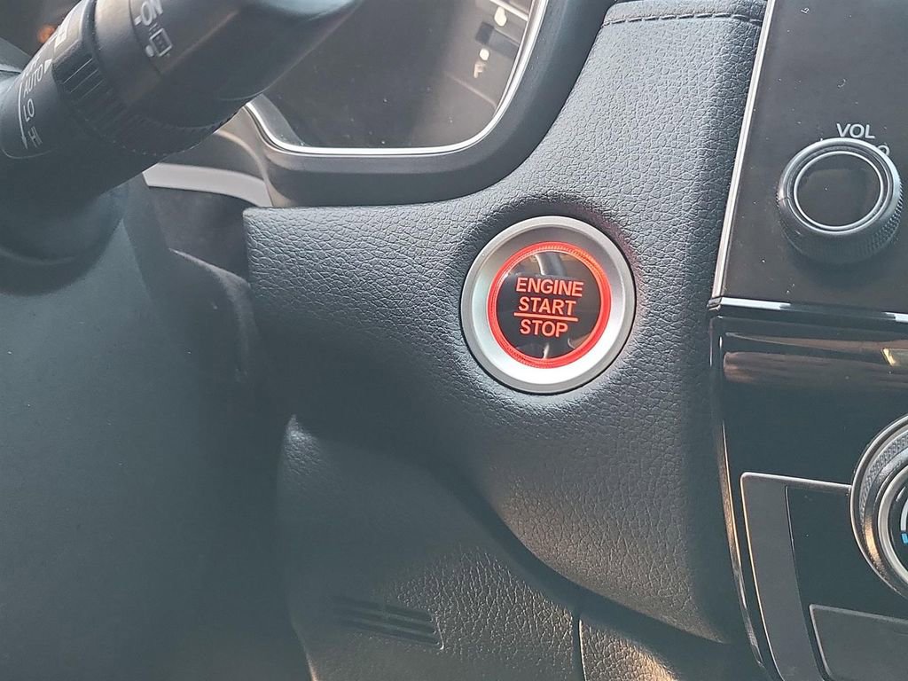 Used 2018 Honda CR-V Touring image 9