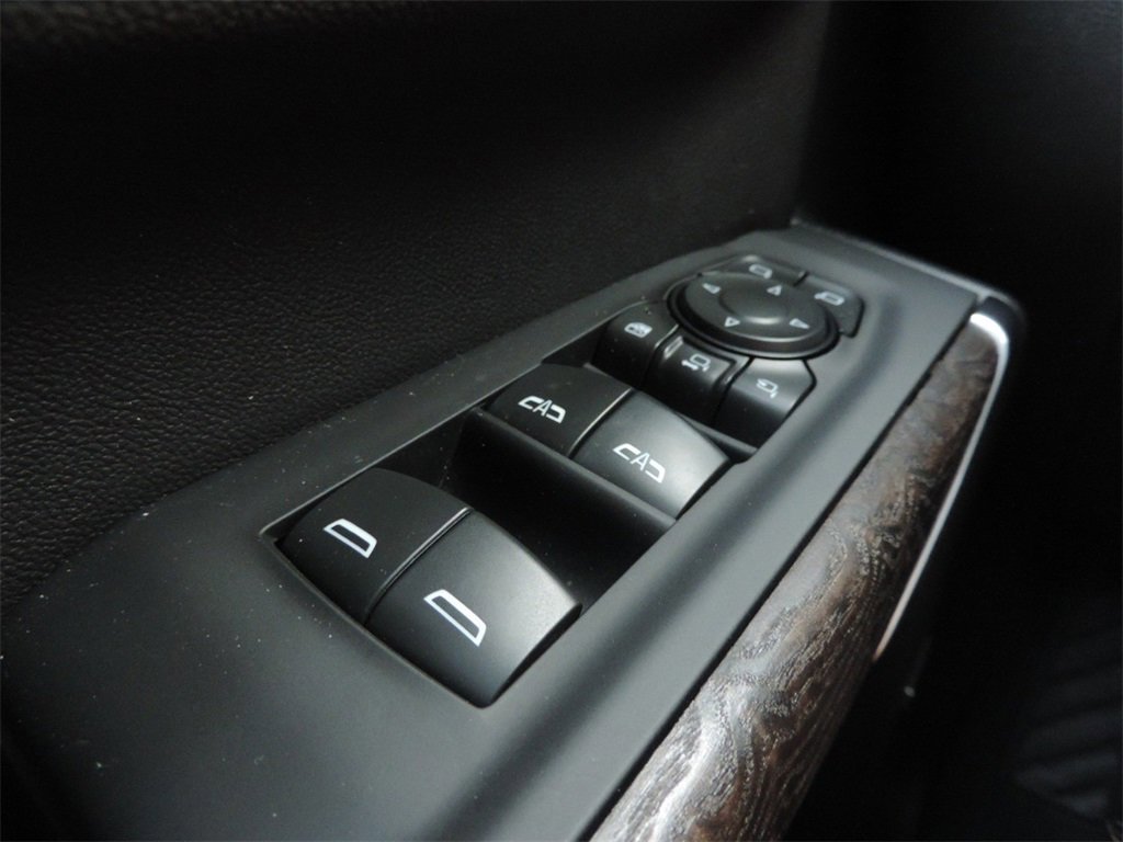 Certified 2022 GMC Sierra 3500 Denali image 25