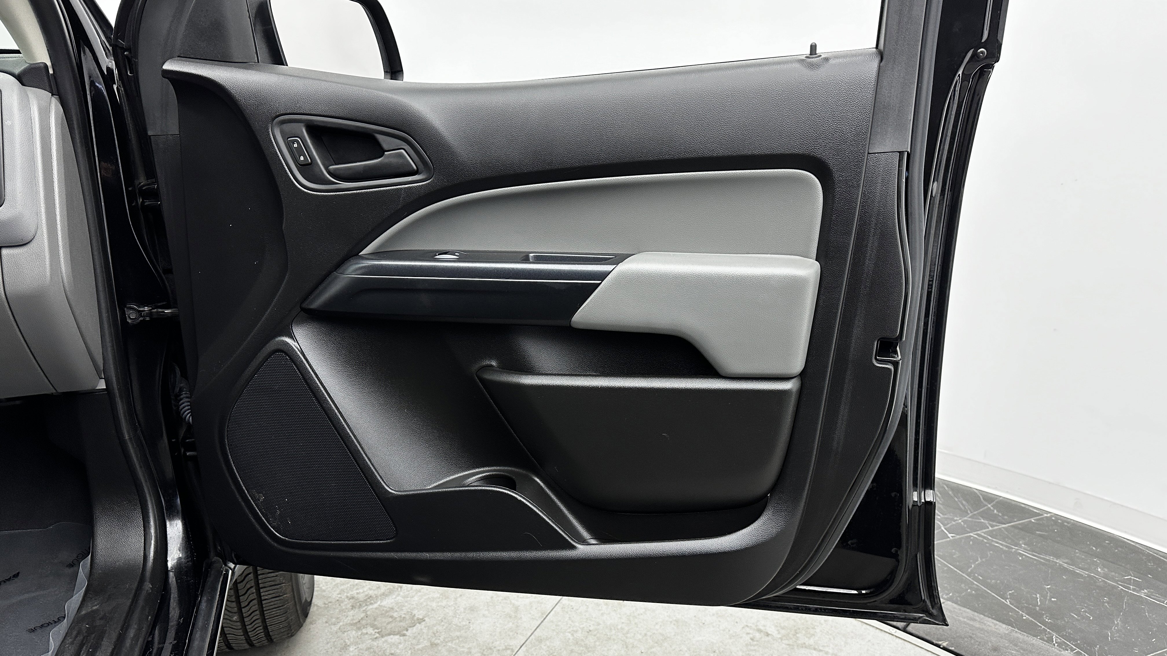 Used 2021 GMC Canyon Elevation Standard w/ Convenience Package image 30