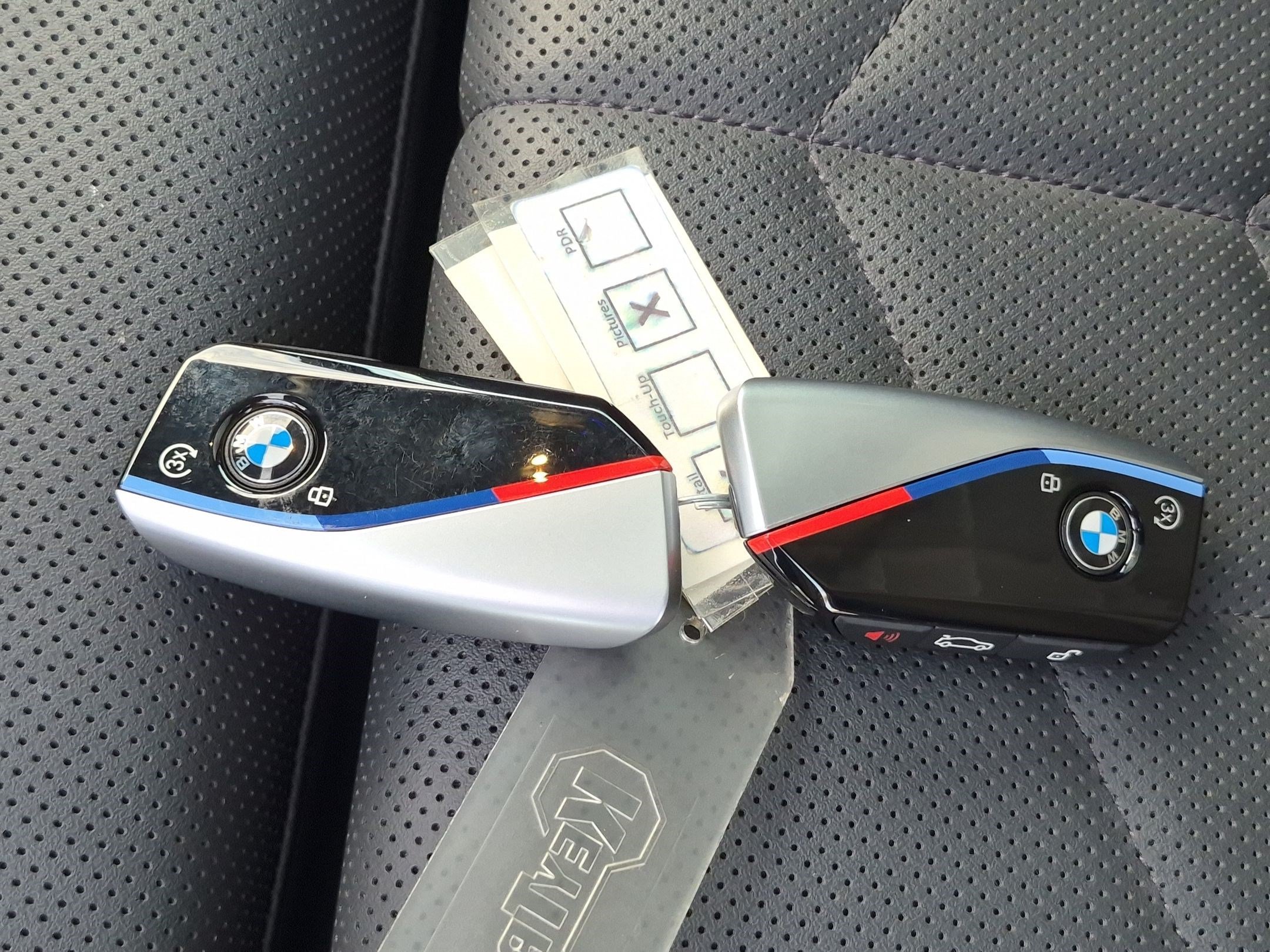 Used 2024 BMW i5 eDrive40i w/ Executive Package RWD image 33