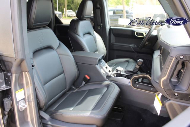 New 2025 Ford Bronco Badlands image 7